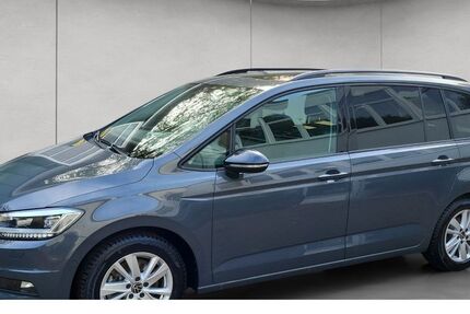 VW Touran 25.600 km 33.680 &euro; Rendsburg 24768