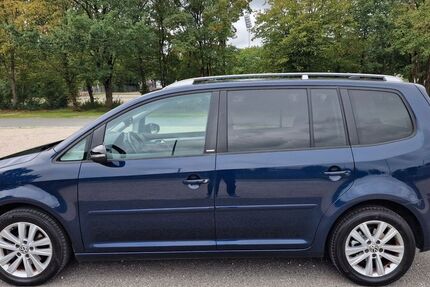 VW Touran 145.000 km 5.990 &euro; Nürnberg 90480