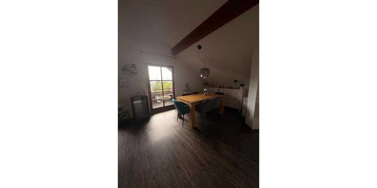 Dachgeschoßwohnung Blaustein - 3.5 Zimmer, 84 m&sup2;, 389.000&euro; | Angebot:26858521