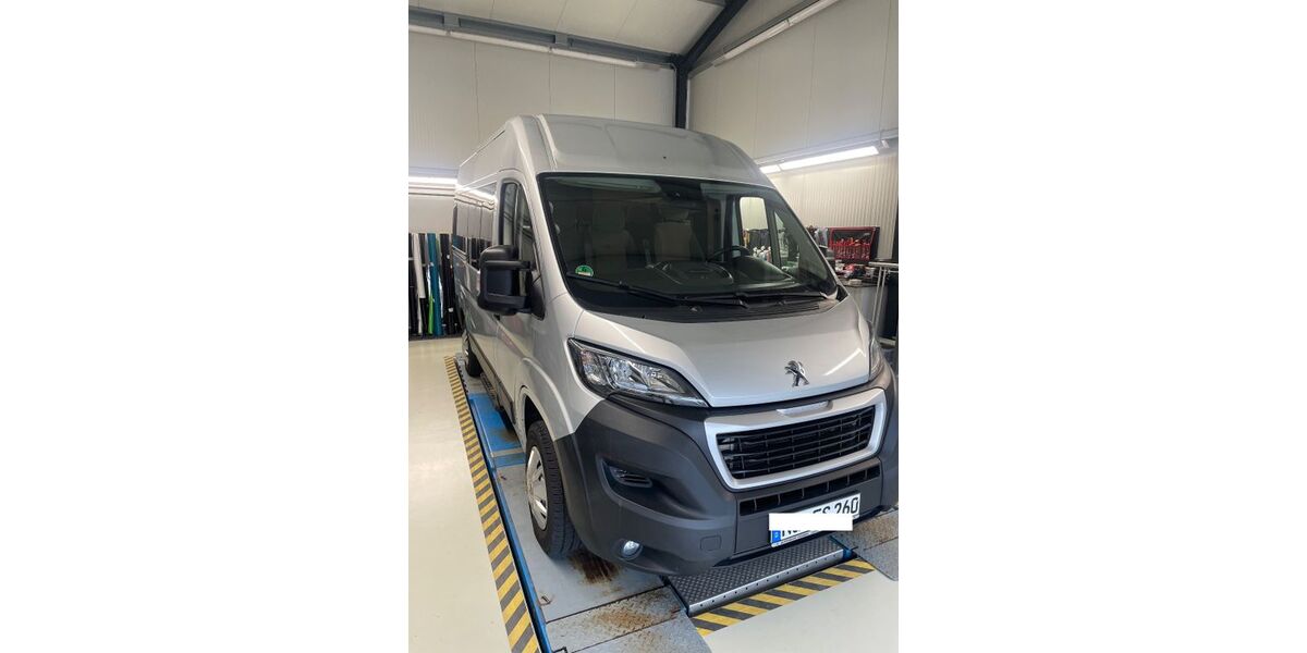 Peugeot Boxer 65.200 km 27.900 &euro; Neu- Ulm 89233