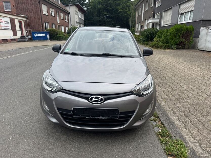 Hyundai i20 67.000 km 5.999 € Gelsenkirchen 45879