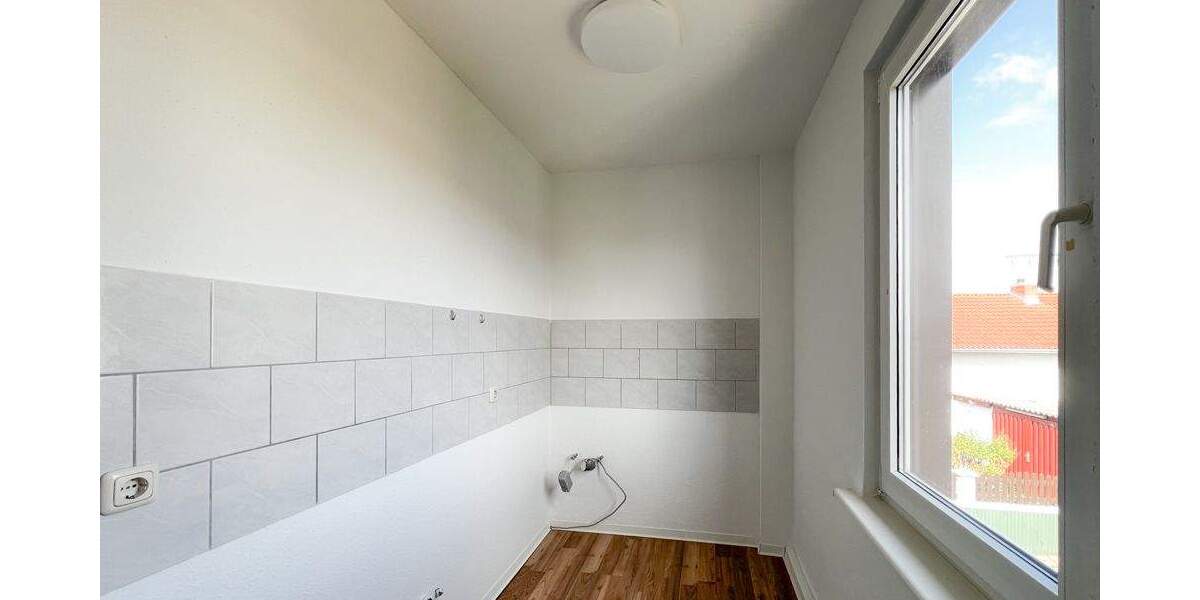 Kleines Mehrfamilienhaus mit zwei bezugsbereiten Wohnungen in Erfurt Daberstedt 1 zimmer