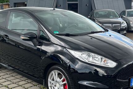 Ford Fiesta 33.500 km 14.900 € Butzbach 35510