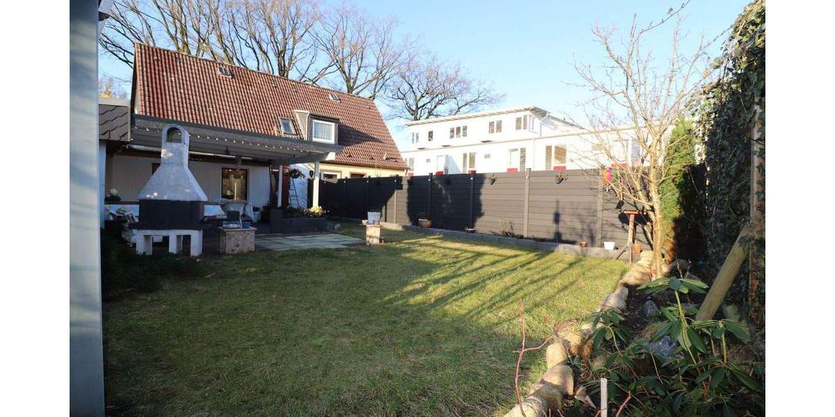 Doppelhaushälfte Wahlstedt - 4 Zimmer, 100 m&sup2;, 345.000&euro; | Angebot:25726000