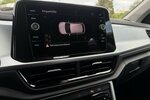 VW T-Roc 1.5 TSI LIFE DSG/NAVI/LED-PLUS/AHK/1.HAND 31.887 km 25.800 &euro; Villingen-Schwenningen 78054