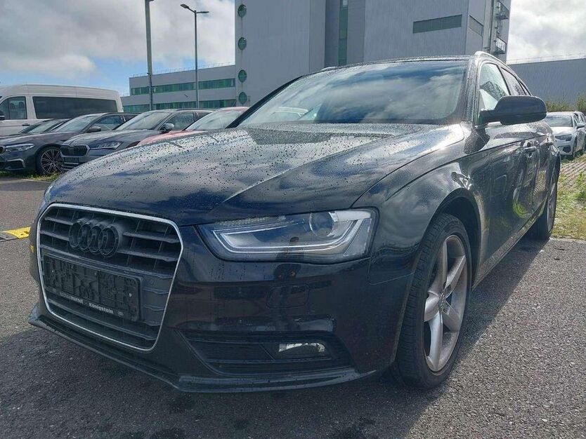 Audi A4 124.500 km 14.250 € Hamburg 22111