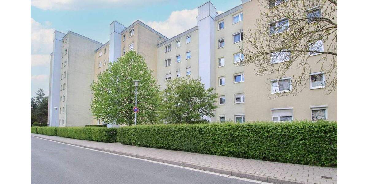 Sehr schön geschnittene 2-ZW mit TG-Stellplatz und Balkon in Fürth 2 zimmer