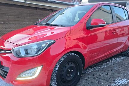 Hyundai i20 148.807 km 6.000 &euro; Eislingen /Fils 73054