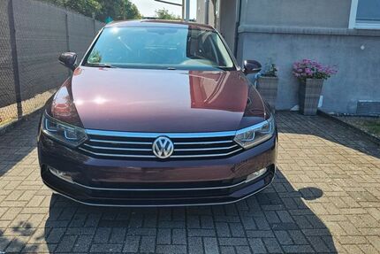 VW Passat 152.430 km 12.900 &euro; Mannheim 68219