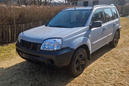 Nissan X-Trail 255.000 km 1.600 &euro; Münchberg 95213