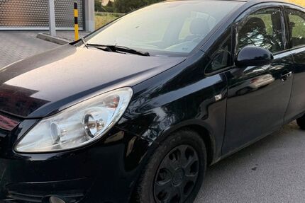 Opel Corsa 180.000 km 650 &euro; Rosenheim 83026