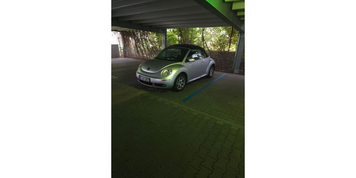 VW Beetle 174.000 km 4.400 € Sinsheim 74889