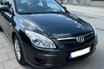 Hyundai i30 111.000 km 2.990 &euro; Feldkirchen 85622