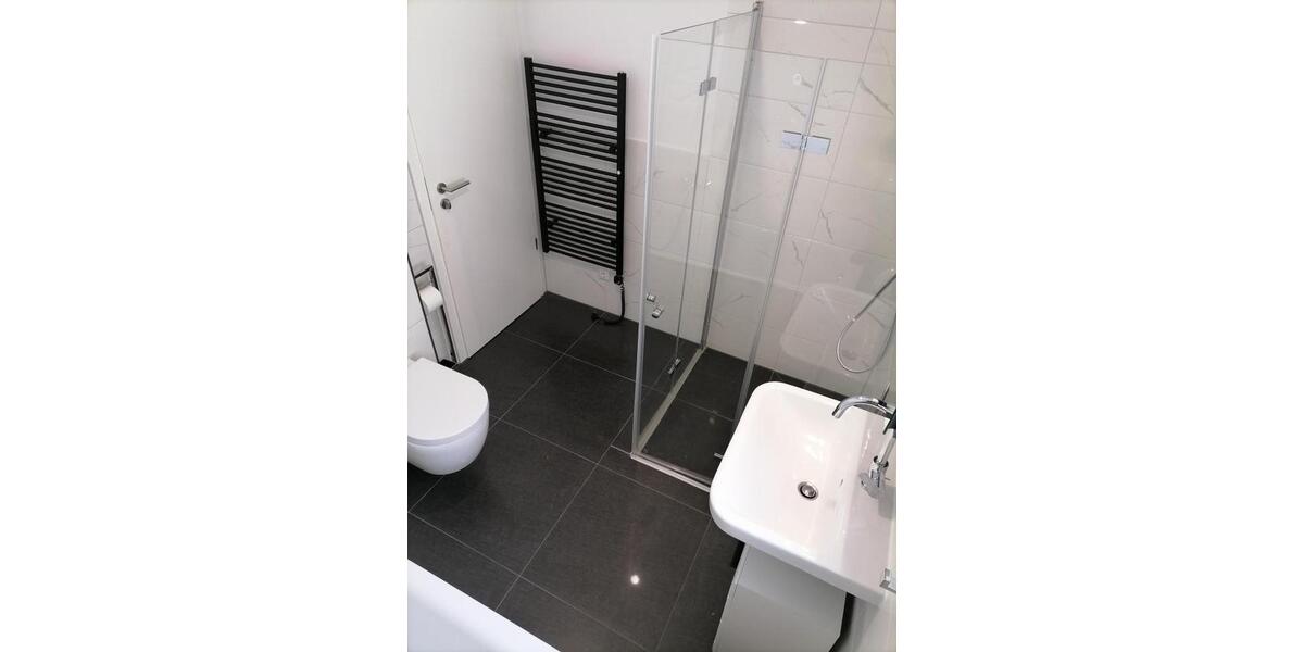 Doppelhaushälfte Gilching - 7 Zimmer, 137 m&sup2;, 2.750&euro; | Angebot:24889916