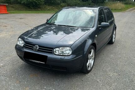 VW Golf 175.000 km 5.290 &euro; Königslutter am Elm 38154