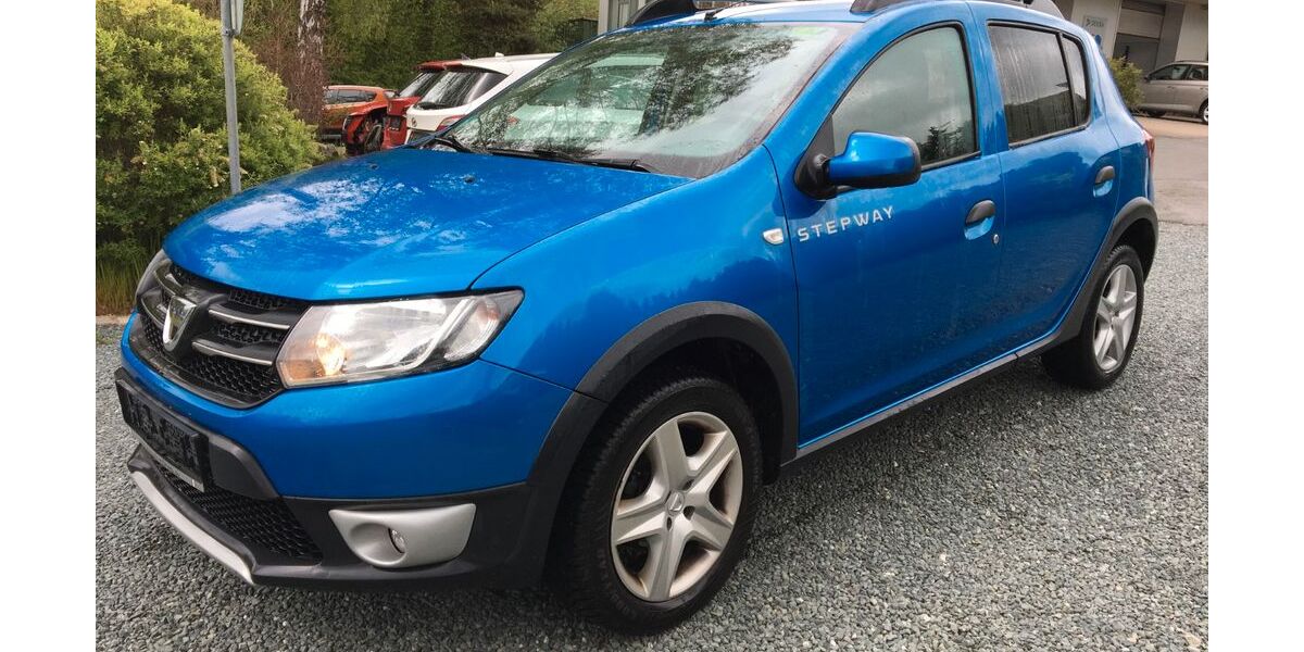 Dacia Sandero 104.407 km 5.250 &euro; Neuensalz - Mechelgrün 08541