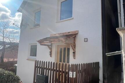 Haus Laaber - 4.5 Zimmer, 92 m&sup2;, 1.049&euro; | Angebot:25540024