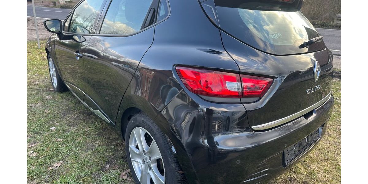 Renault Clio 154.875 km 5.599 &euro; Wietzen 31613