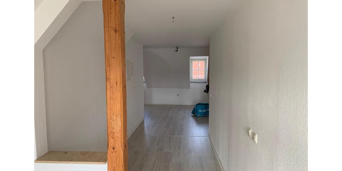 Dachgeschoßwohnung Bad Langensalza - 2 Zimmer, 50 m&sup2;, 350&euro; | Angebot:25366938