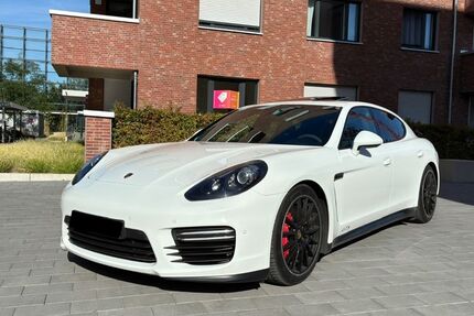 Porsche Panamera 210.000 km 28.800 &euro; Nürnberg 90429