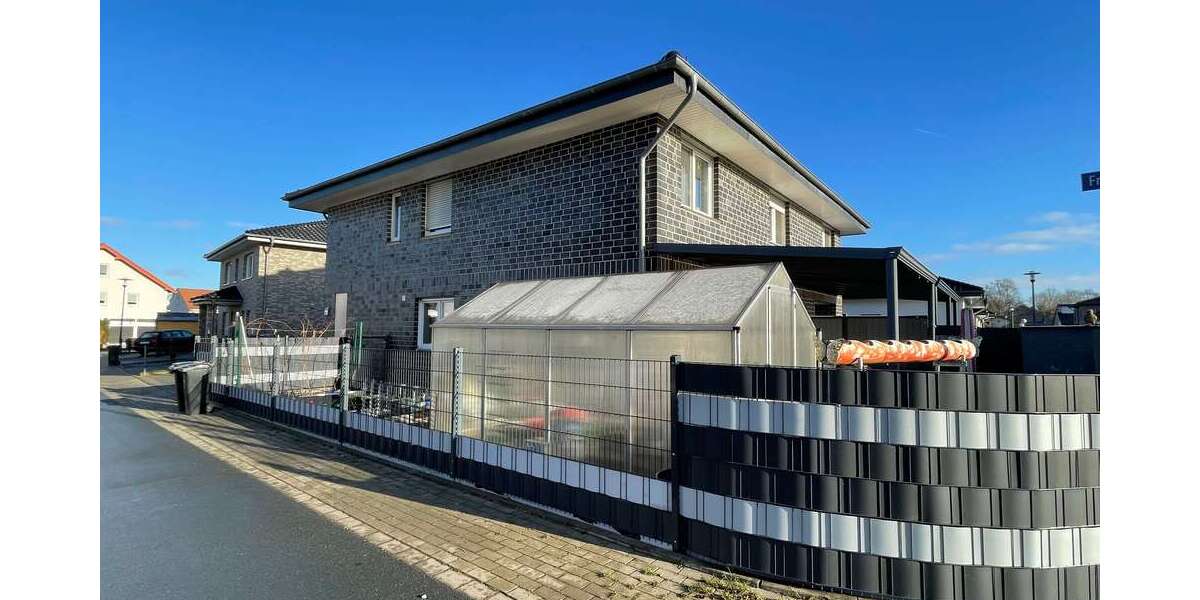 Einfamilienhaus Geseke - 7 Zimmer, 236 m&sup2;, 540.000&euro; | Angebot:25392162