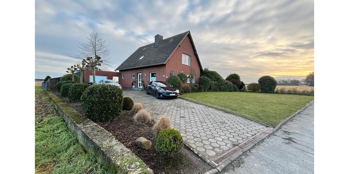 Einfamilienhaus Mönchengladbach West - 5 Zimmer, 140 m&sup2;, 1.800&euro; | Angebot:24735646