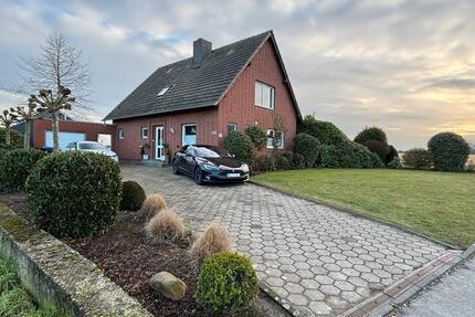 Haus Mönchengladbach West - 5 Zimmer, 140 m&sup2;, 1.800&euro; | Angebot:24735646