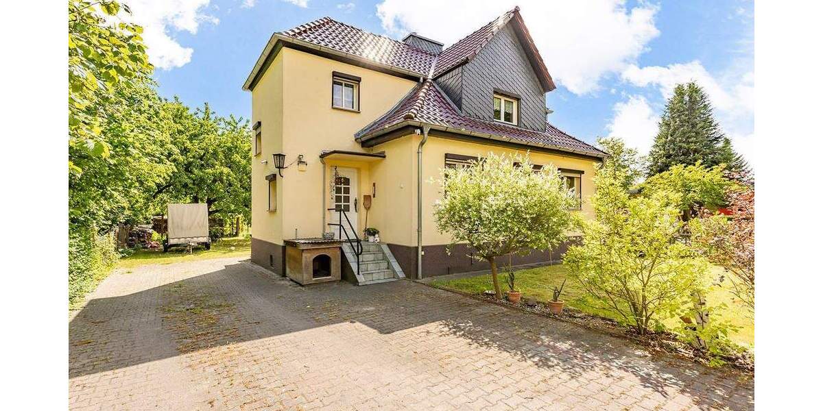 Charmantes Einfamilienhaus mit 5 Zimmern und großem Garten 5 zimmer