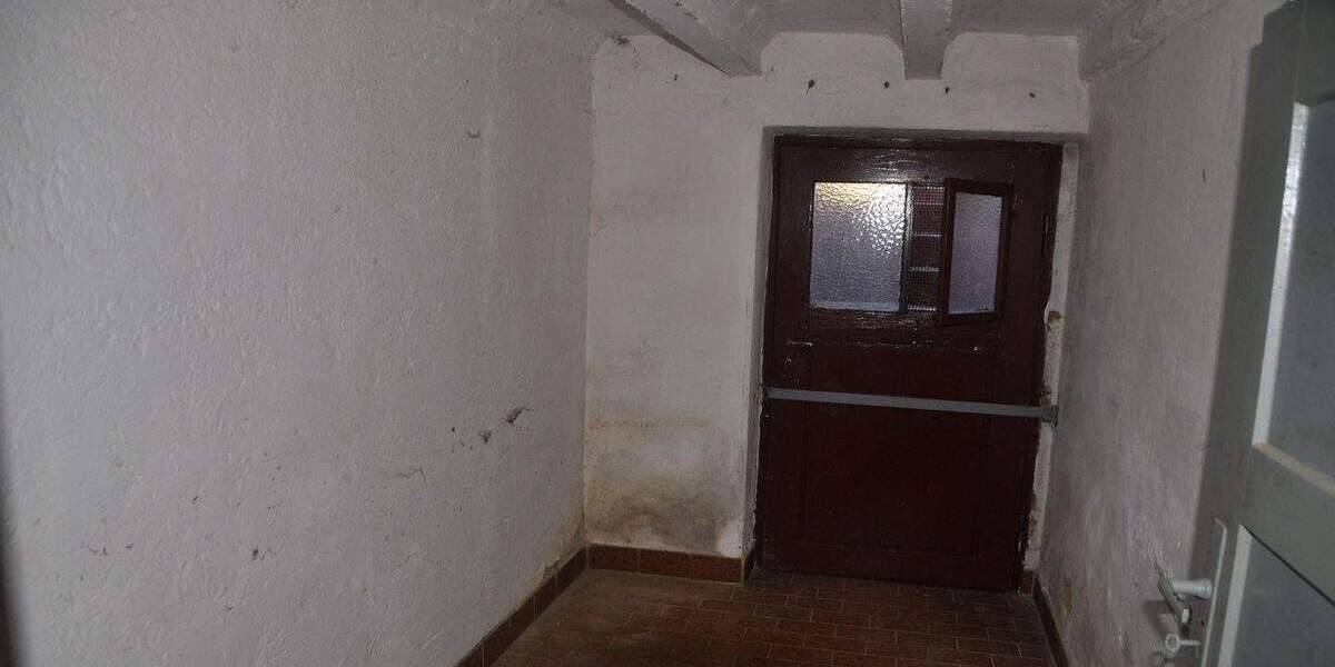 Reihenmittelhaus Arzberg - 5 Zimmer, 91 m&sup2;, 119.000&euro; | Angebot:25801956