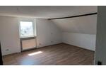 Dachgeschoßwohnung Quierschied - 2.5 Zimmer, 55 m&sup2;, 500&euro; | Angebot:26407086