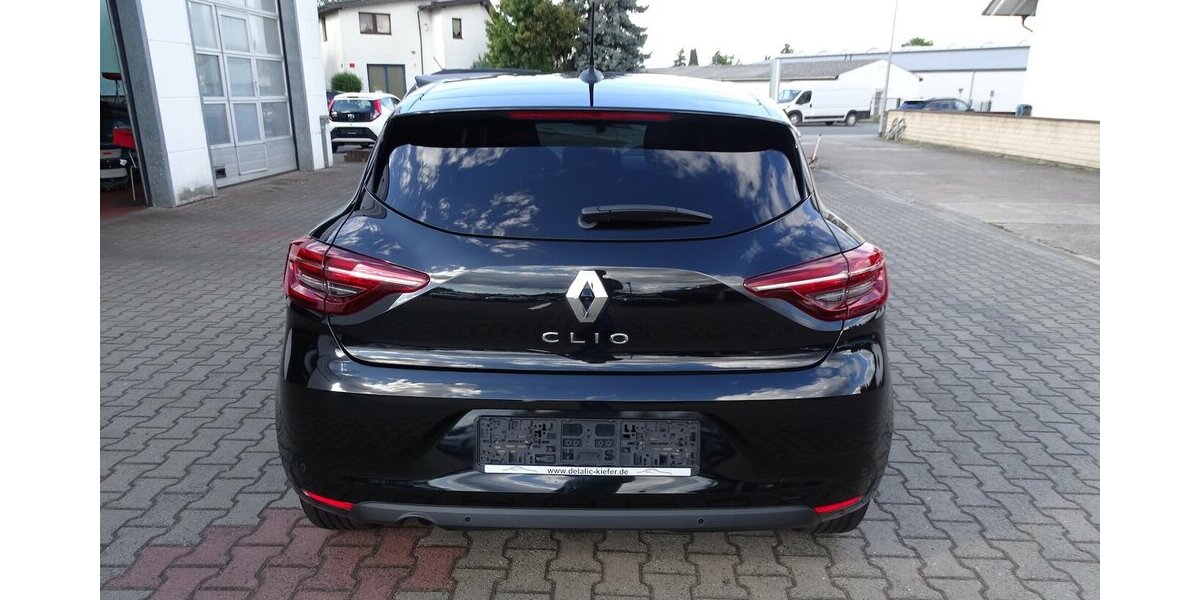 Renault Clio 1,0l Evolution Navi Rückfahrkamera, Einparkhi 31.015 km 12.990 € Rodgau 63110