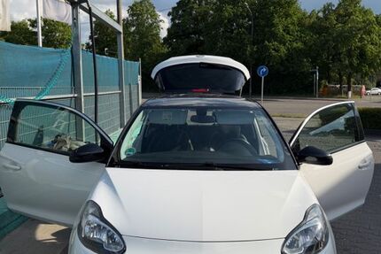 Opel Adam 69.000 km 7.000 &euro; München 80935
