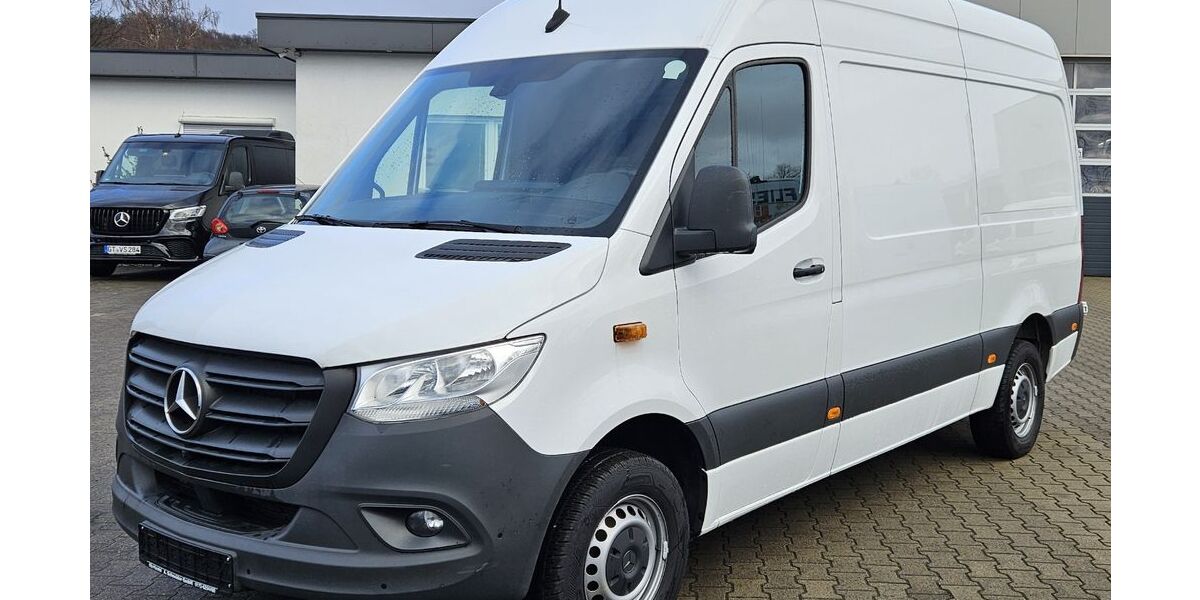 Mercedes-Benz Sprinter 43.625 km 39.865 &euro; Halle (Westf) 33790