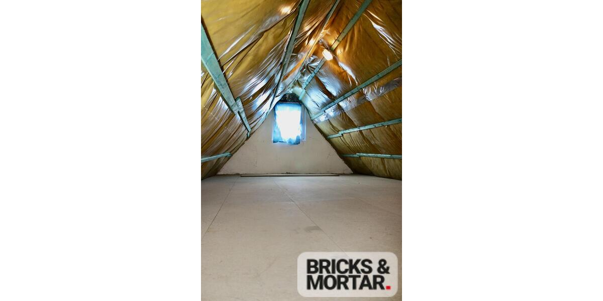 +++ Wohnen und Arbeiten unter einem Dach im Dresdner Westen+++ Ideal für Selbständige! 4 zimmer