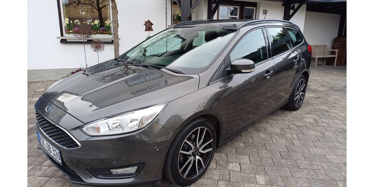 Ford Focus 77.500 km 8.700 &euro; Bestwig 59909