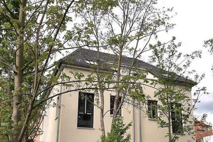 Wohnung zum Mieten in Schkeuditz 1.630 € 135.79 m² 5 zimmer