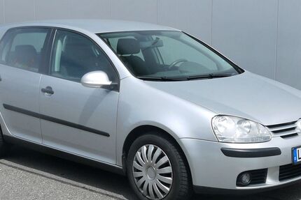 VW Golf 129.000 km 3.500 &euro; Binzen 79589