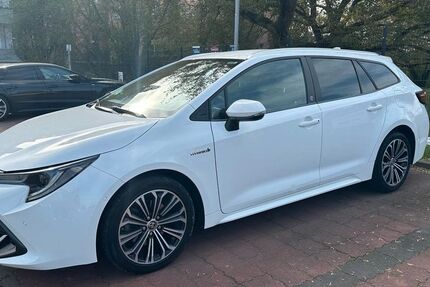 Toyota Corolla 74.000 km 22.000 &euro; Stelle 21435