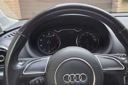 Audi A3 112.000 km 8.950 &euro; Köln 50829