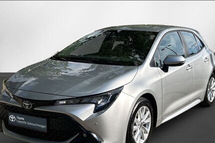Toyota Corolla 41.682 km 23.490 &euro; Berlin 13403