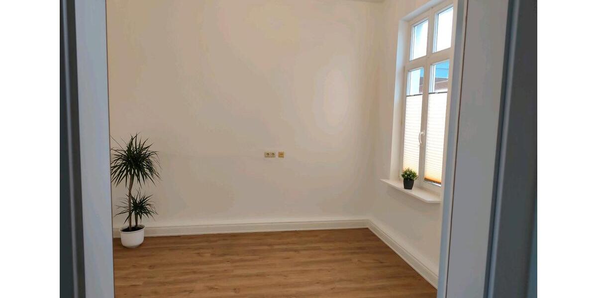 Gewerbeobjekt Rastede - 300&euro; | Angebot:24523086