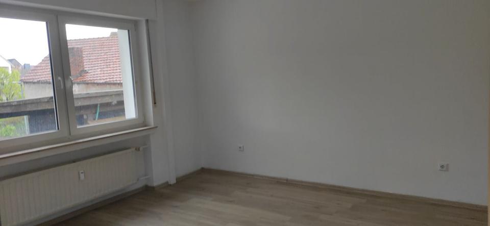 Erdgeschoßwohnung Beverungen - 3 Zimmer, 78 m&sup2;, 400&euro; | Angebot:26223515