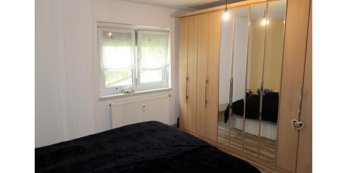 Erdgeschoßwohnung Uhingen - 4.5 Zimmer, 116 m&sup2;, 1.023&euro; | Angebot:26249344