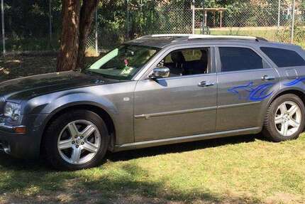 Chrysler 300C 332.465 km 3.900 &euro; Frankfurt am Main, Stadt 60487