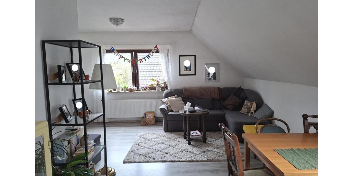 Dachgeschoßwohnung Jever - 3 Zimmer, 62 m&sup2;, 470&euro; | Angebot:26337267