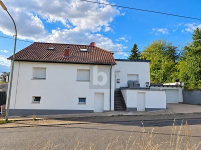 ZUHAUSE ZUM VERLIEBEN VIEL PLATZ, VIEL CHARME - Einfamilienhaus Schmelz | Angebot:27429660