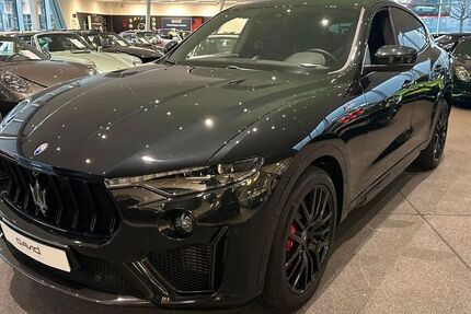 Maserati Levante 17.950 km 87.900 &euro; Hamburg 22047