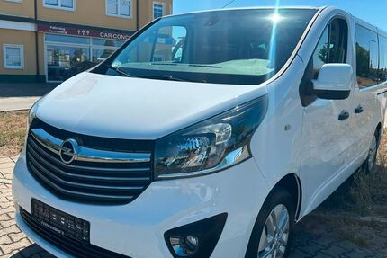 Opel Vivaro 137.500 km 13.950 &euro; Fürth 90763