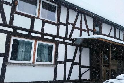 Haus Mücke - 4 Zimmer, 120 m&sup2;, 900&euro; | Angebot:25441082