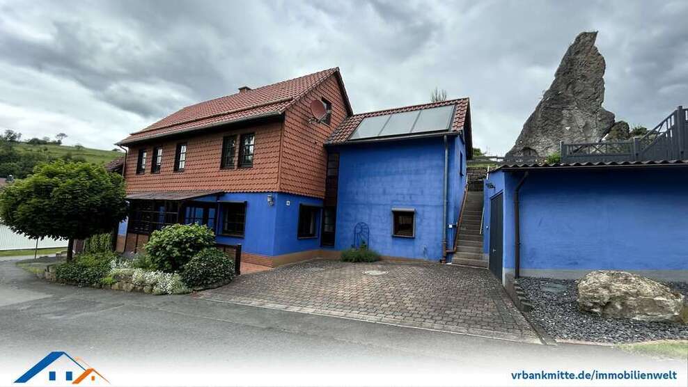 Haus zum Kaufen in Hessisch Lichtenau 129.000 € 147 m²